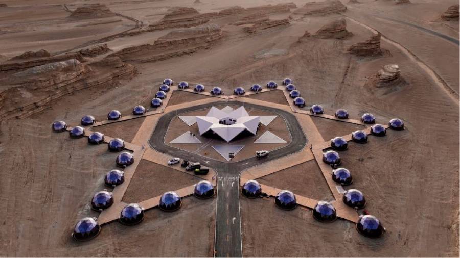 火星移民预演场——模拟外星环境的极端生存训练东台市户外野奢帐篷实验项目
